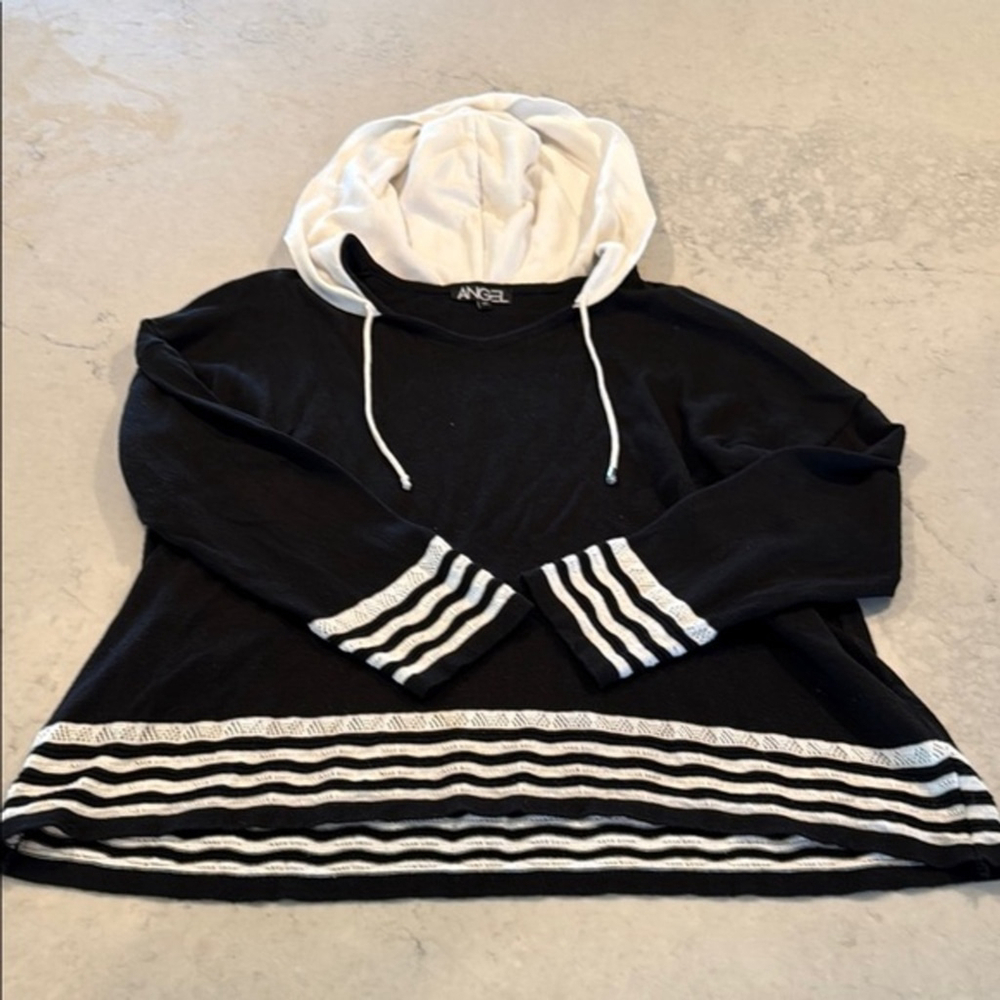 Angel Black and White Women's Hoodie Sweater Top
